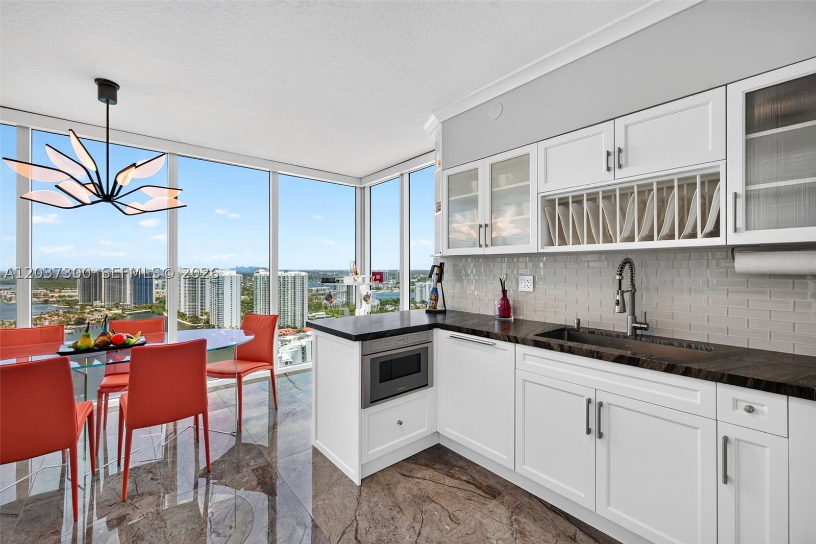 Real estate property located at 3370 Hidden Bay Dr #UPH3715, Miami-dade, 100 Hidden Bay Condo, Aventura, FL