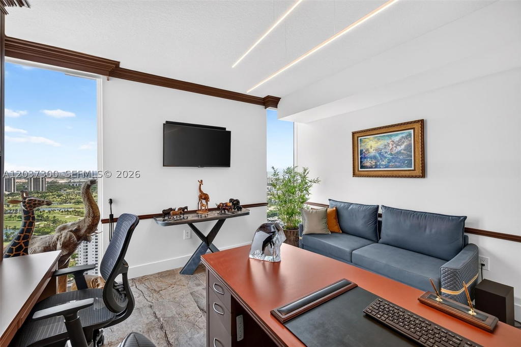 Real estate property located at 3370 Hidden Bay Dr #UPH3715, Miami-dade, 100 Hidden Bay Condo, Aventura, FL