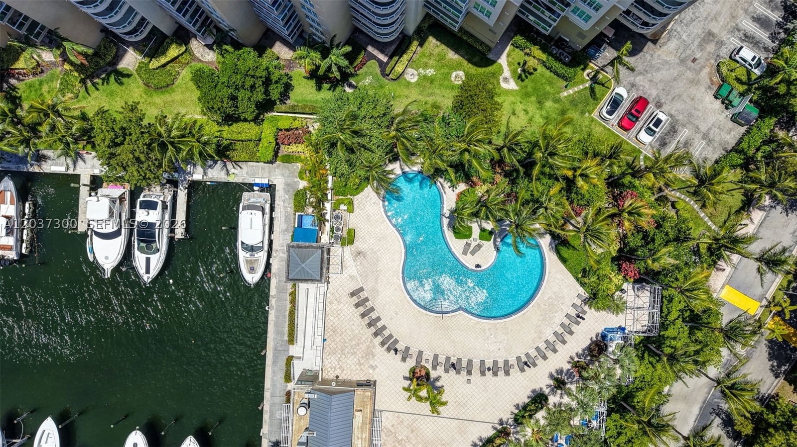 Real estate property located at 3370 Hidden Bay Dr #UPH3715, Miami-dade, 100 Hidden Bay Condo, Aventura, FL