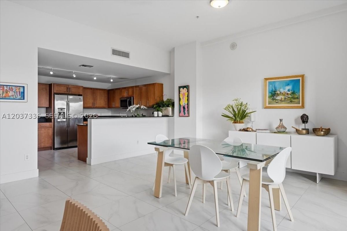 Real estate property located at 8390 72 #106, Miami-dade, Colonnade At Dadeland Se, Miami, FL