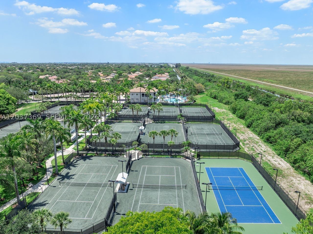 Real estate property located at 7725 128th Ave, Broward, Heron Bay Northwest, Parkland, FL