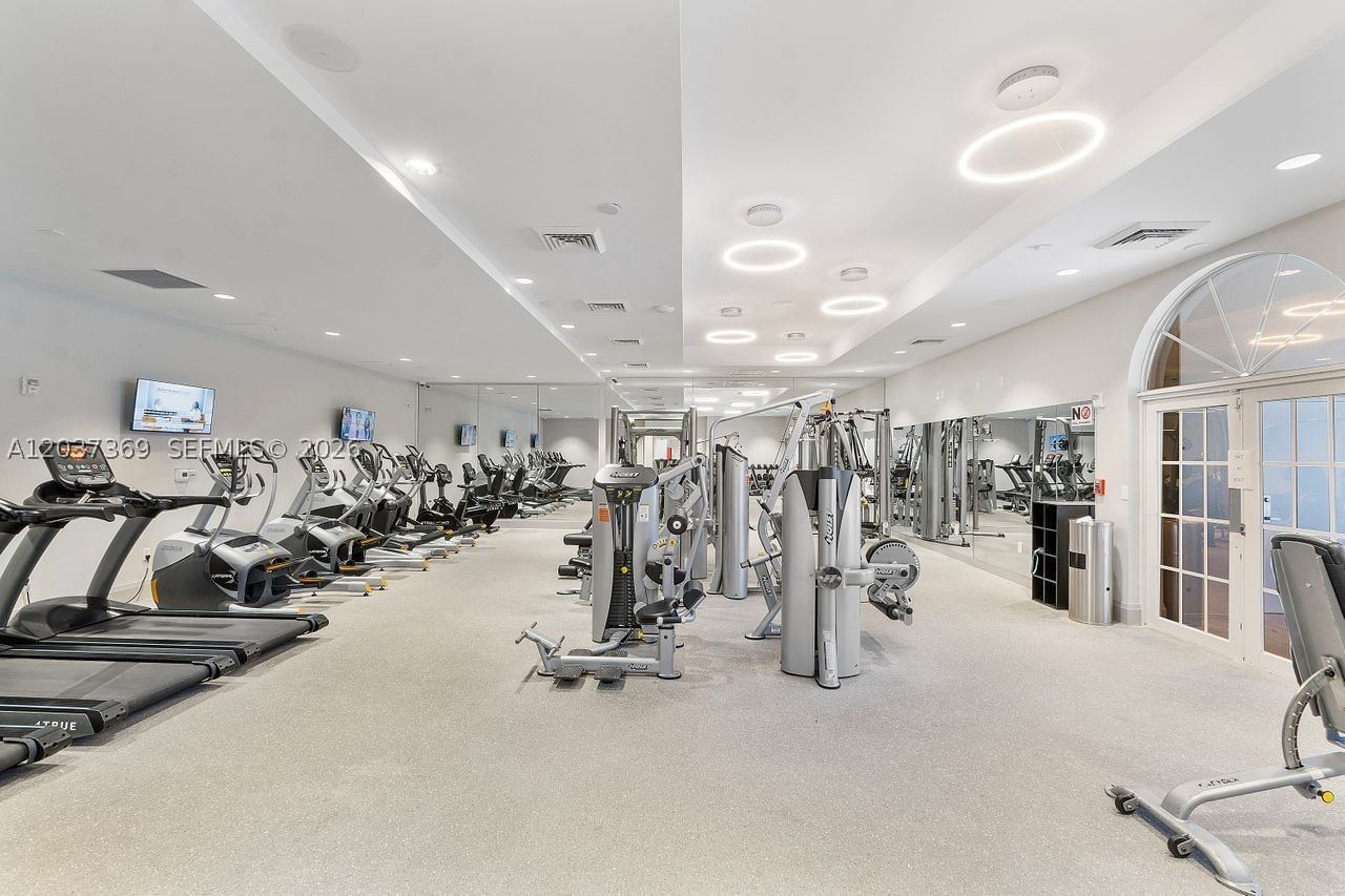 Real estate property located at 7725 128th Ave, Broward, Heron Bay Northwest, Parkland, FL