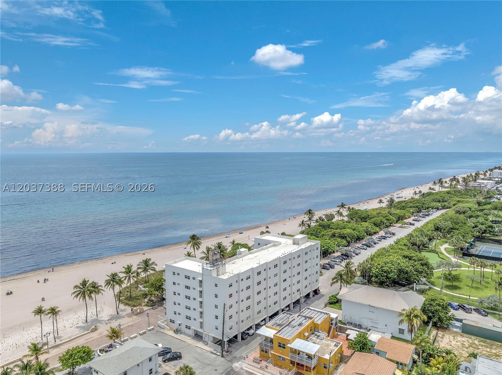 Real estate property located at 901 Surf Rd #506, Broward, Andoric Apts Co-op, Hollywood, FL