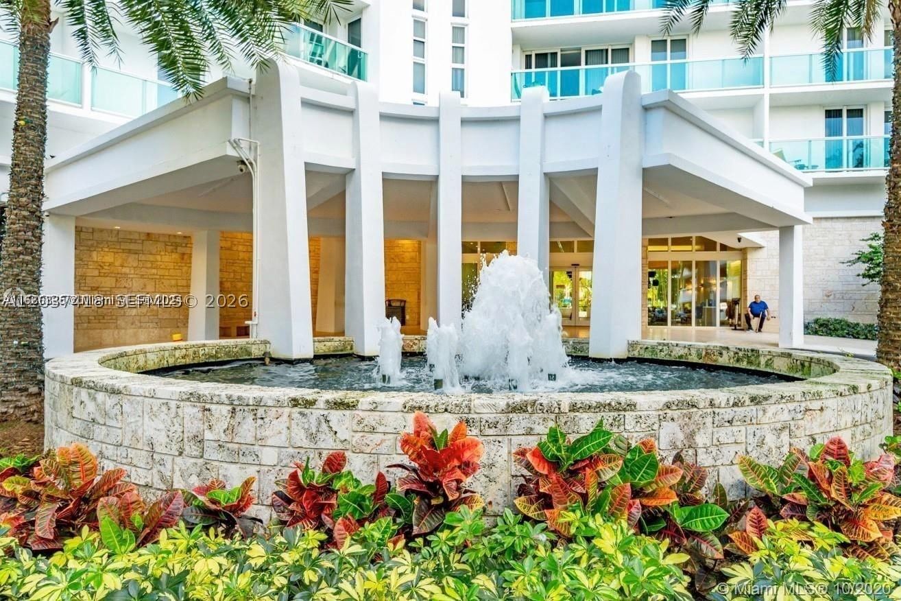 Real estate property located at 100 Bayview Dr #726, Miami-dade, Arlen House East Condo, Sunny Isles Beach, FL