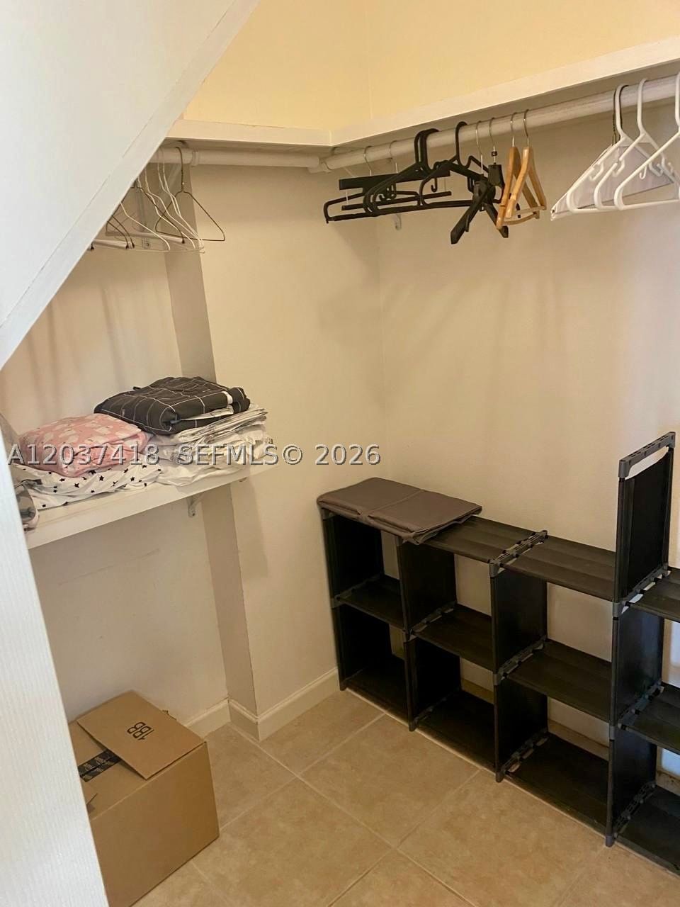 Real estate property located at 100 Bayview Dr #726, Miami-dade, Arlen House East Condo, Sunny Isles Beach, FL