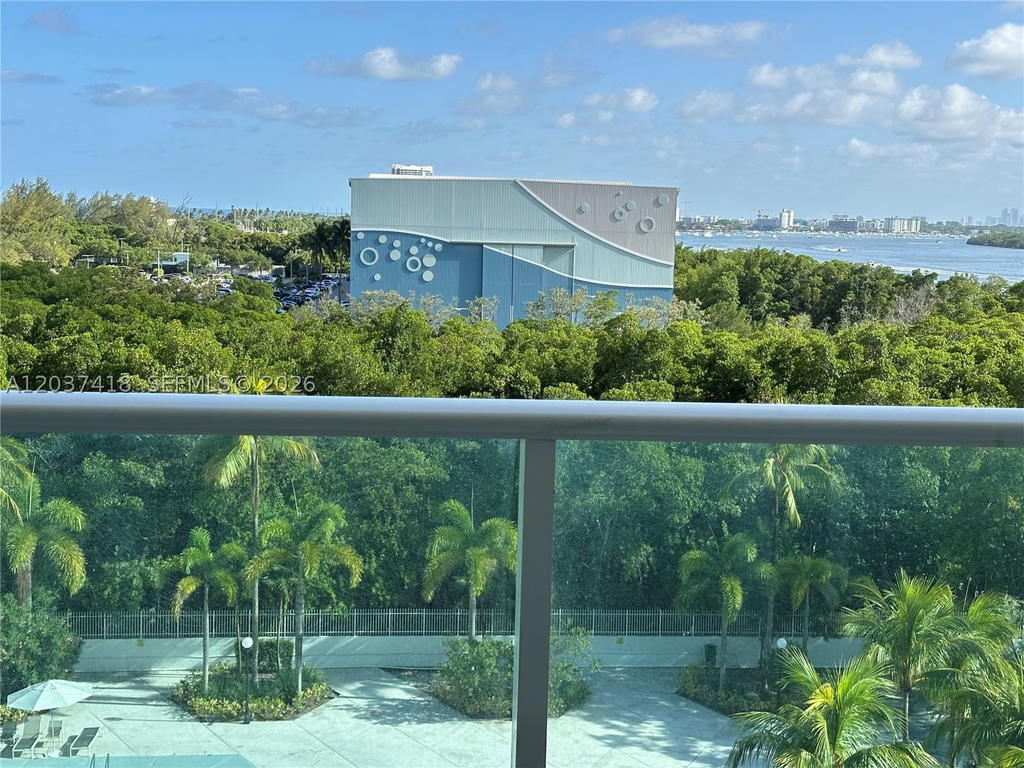 Real estate property located at 100 Bayview Dr #726, Miami-dade, Arlen House East Condo, Sunny Isles Beach, FL
