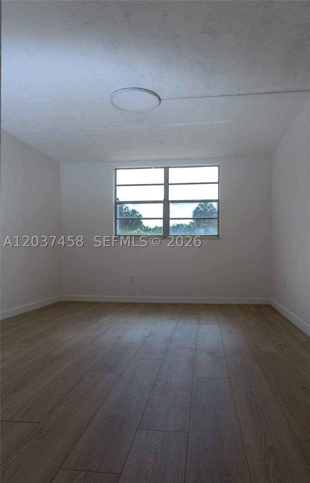 Real estate property located at 7300 17th St #112, Broward, Omega Condo No 4, Plantation, FL