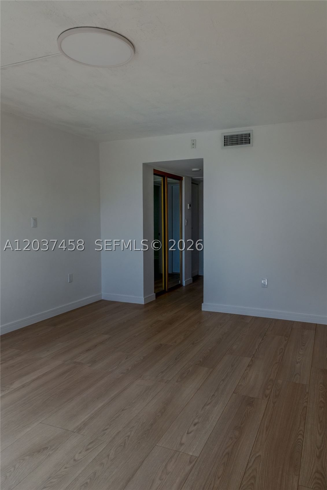 Real estate property located at 7300 17th St #112, Broward, Omega Condo No 4, Plantation, FL