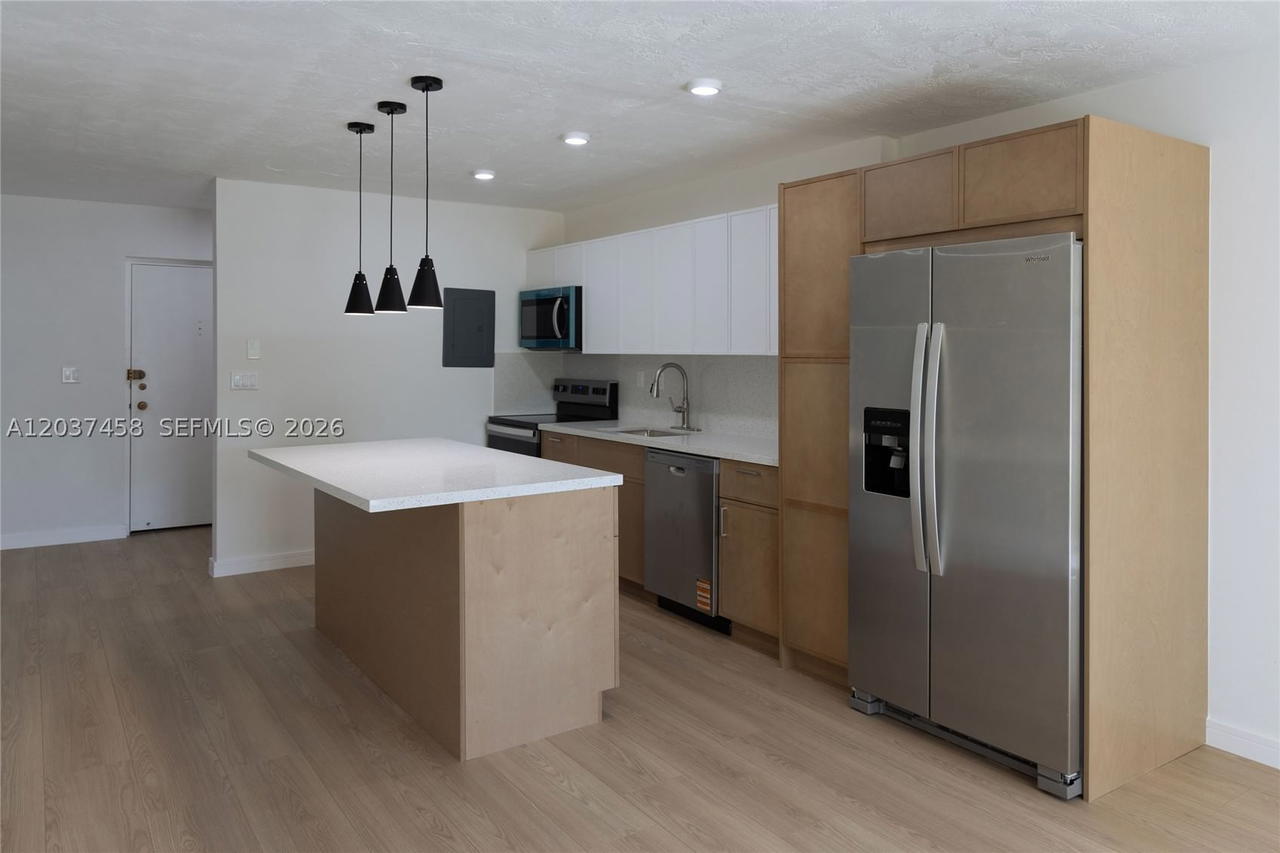 Real estate property located at 7300 17th St #112, Broward, Omega Condo No 4, Plantation, FL