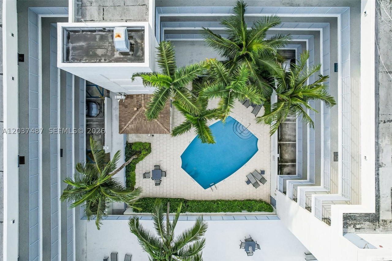 Real estate property located at 1401 Bay Rd #409, Miami-dade, The Sails Condo, Miami Beach, FL