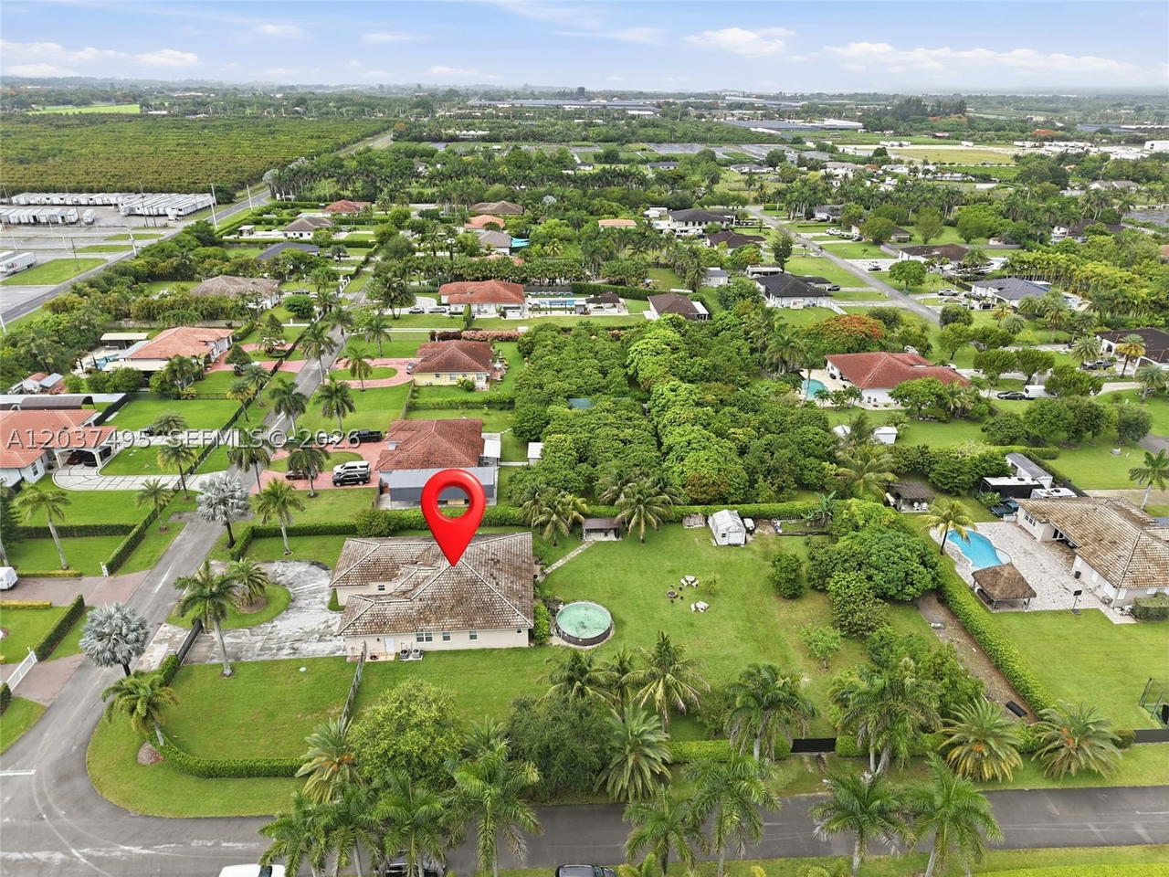 Real estate property located at 16933 215th Ter, Miami-dade, South Kendall Estates, Miami, FL