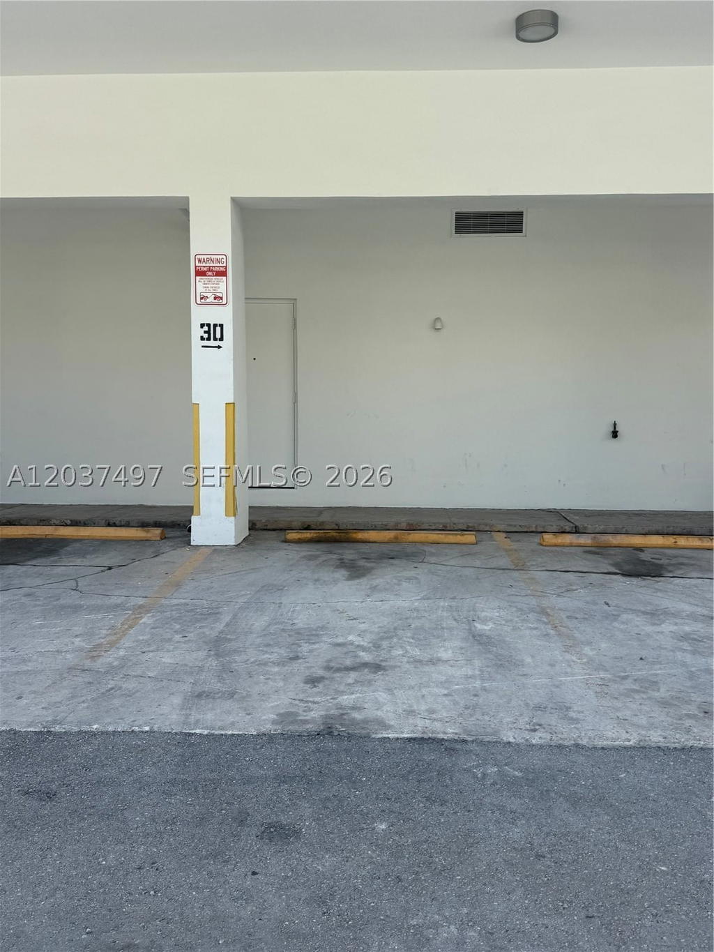 Real estate property located at 700 Biltmore Way #916, Miami-dade, David William Hotel Condo, Coral Gables, FL