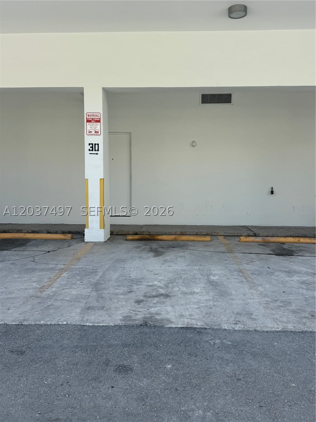 Real estate property located at 700 Biltmore Way #916, Miami-dade, David William Hotel Condo, Coral Gables, FL