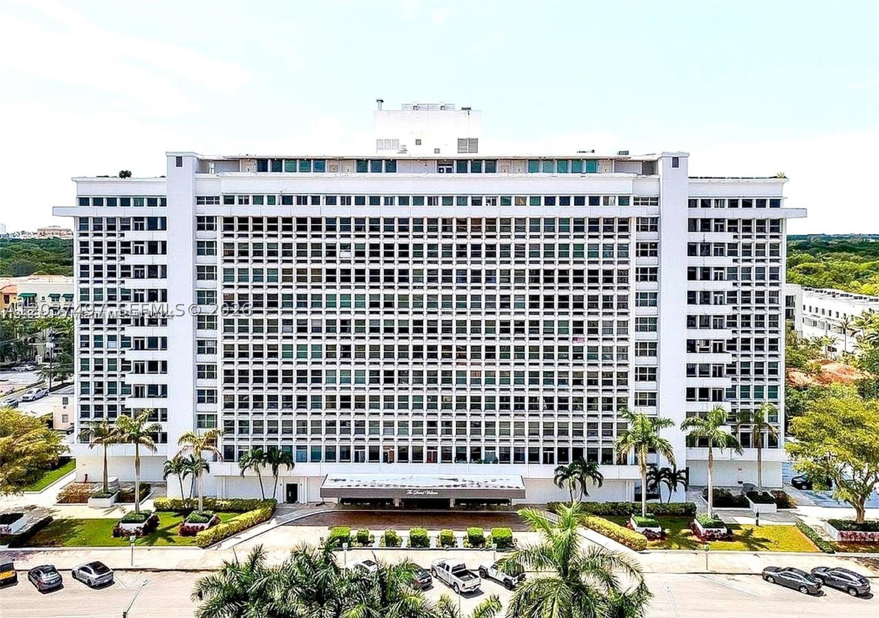 Real estate property located at 700 Biltmore Way #916, Miami-dade, David William Hotel Condo, Coral Gables, FL