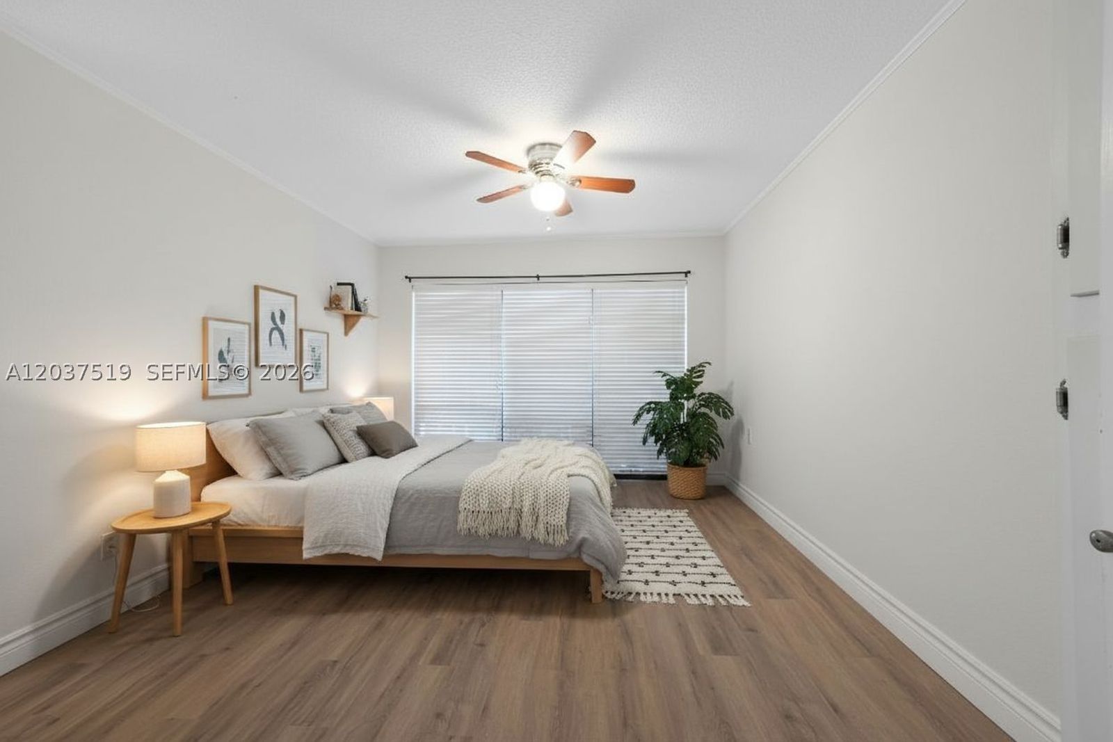 Real estate property located at 301 Pine Island Rd #165, Broward, Raintree Forest Condo, Plantation, FL