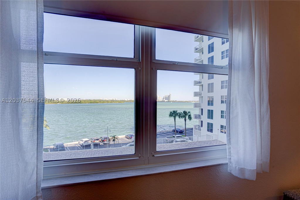 Real estate property located at 10350 Bay Harbor Dr #4T, Miami-dade, Island Pointe Condo, Bay Harbor Islands, FL