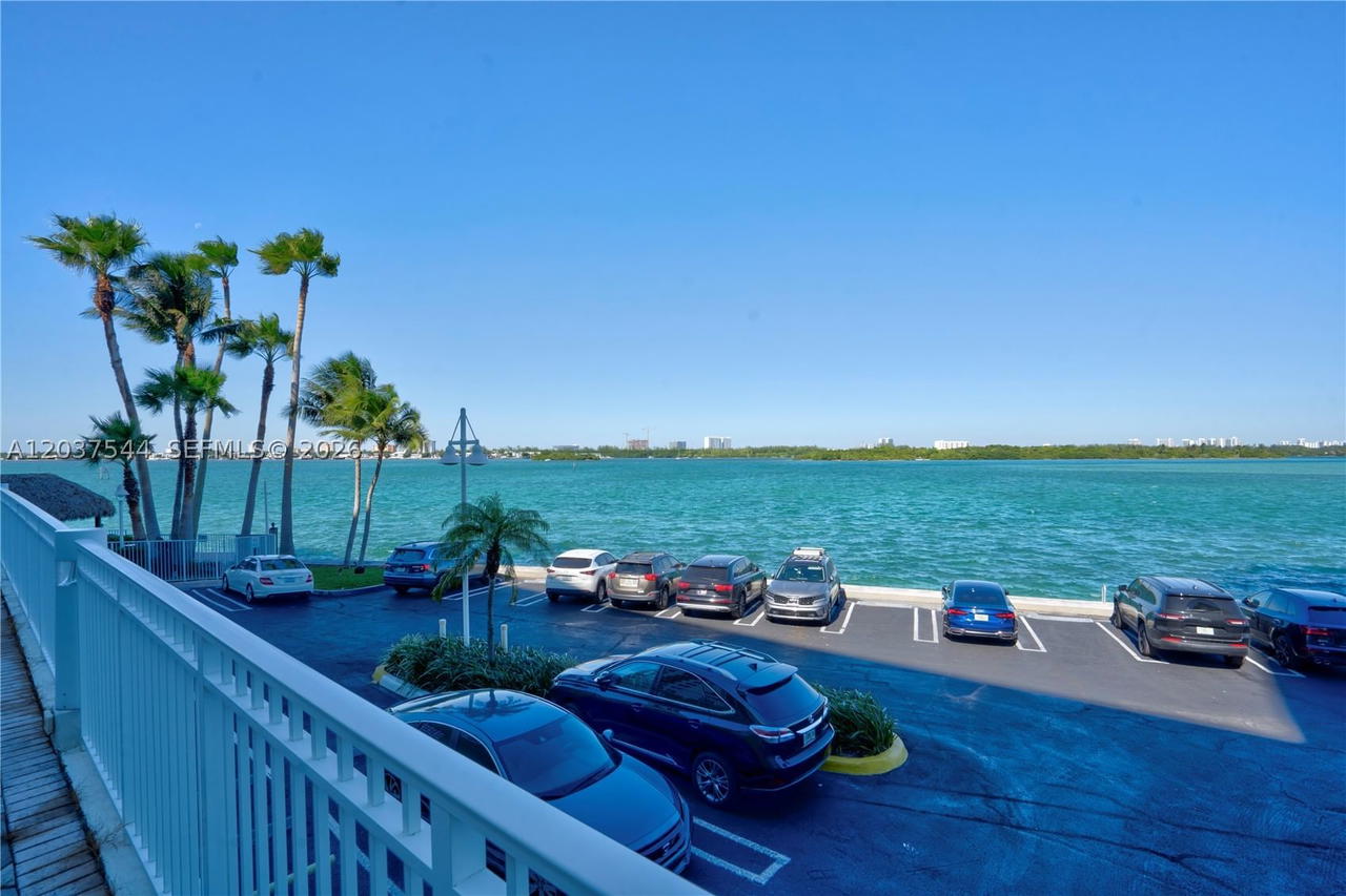 Real estate property located at 10350 Bay Harbor Dr #4T, Miami-dade, Island Pointe Condo, Bay Harbor Islands, FL