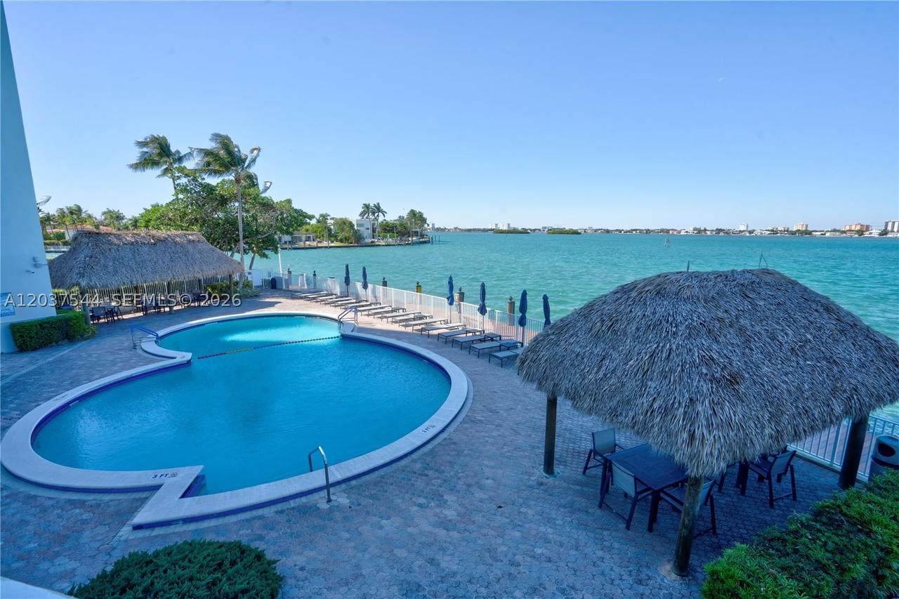 Real estate property located at 10350 Bay Harbor Dr #4T, Miami-dade, Island Pointe Condo, Bay Harbor Islands, FL
