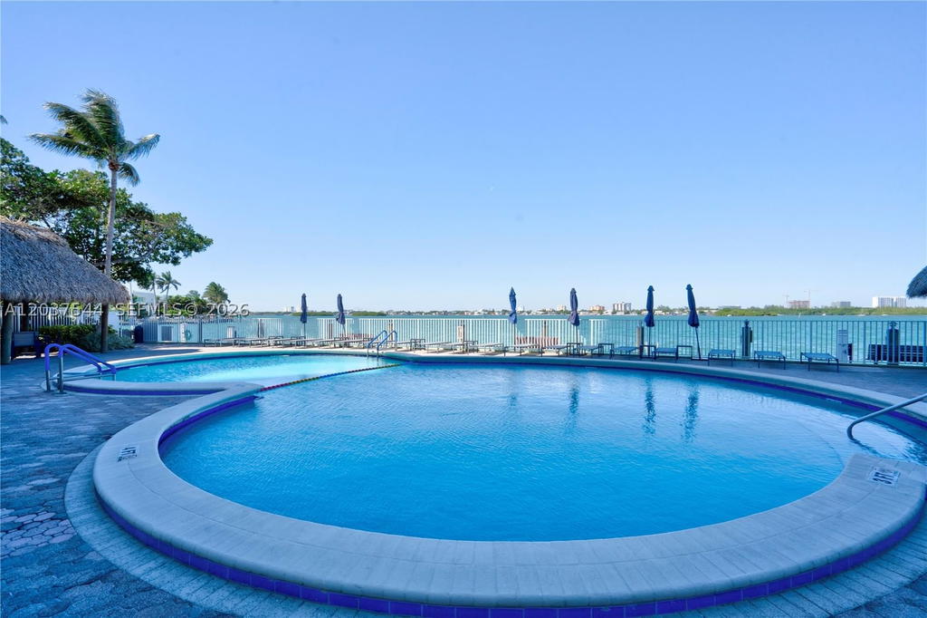 Real estate property located at 10350 Bay Harbor Dr #4T, Miami-dade, Island Pointe Condo, Bay Harbor Islands, FL