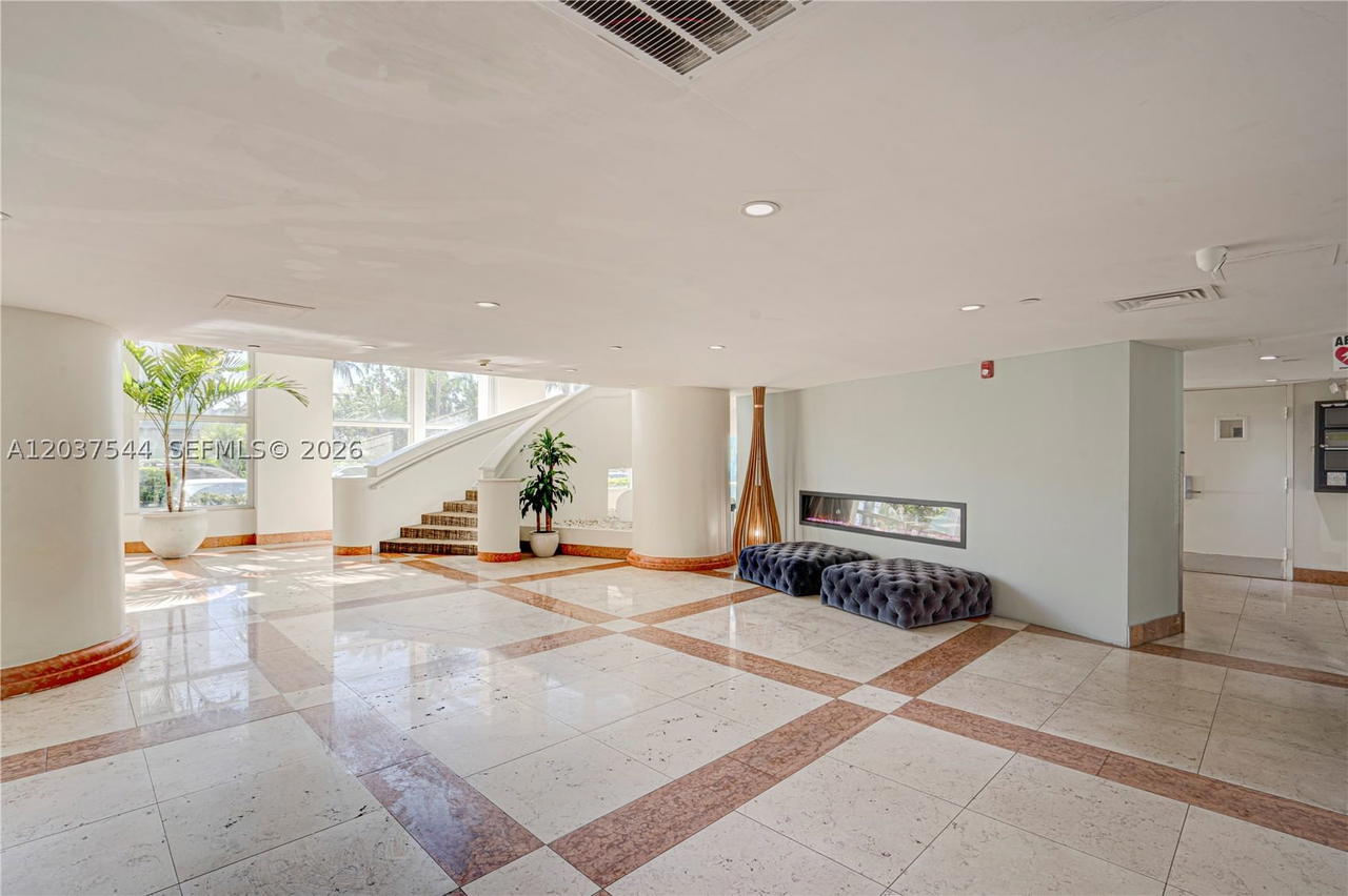 Real estate property located at 10350 Bay Harbor Dr #4T, Miami-dade, Island Pointe Condo, Bay Harbor Islands, FL