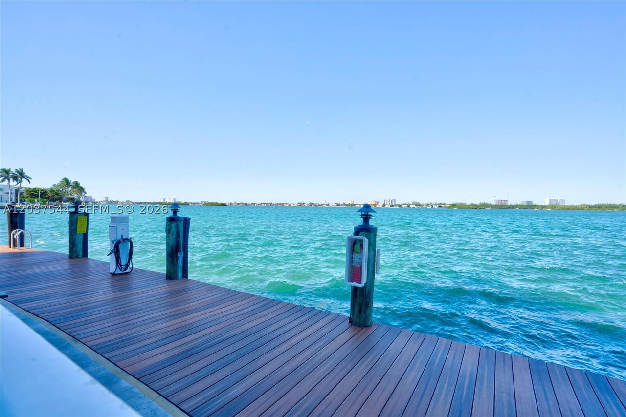 Real estate property located at 10350 Bay Harbor Dr #4T, Miami-dade, Island Pointe Condo, Bay Harbor Islands, FL
