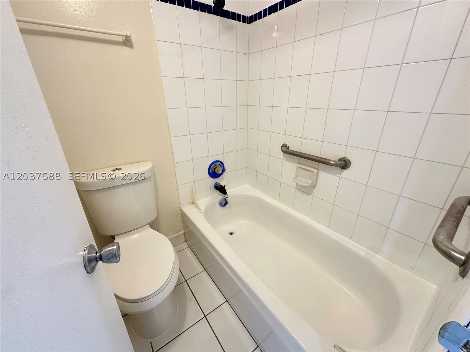 Real estate property located at 802 87th Ave #315, Miami-dade, Sandalwood Condo Apts, Miami, FL