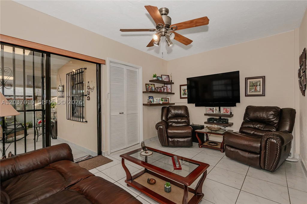 Real estate property located at 1052 79th St #11, Miami-dade, Sevilla Terraces Condo Ph, Hialeah, FL