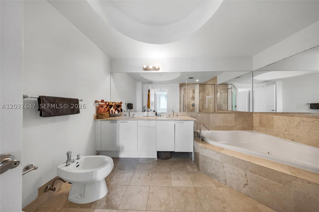 Real estate property located at 3131 188th St #2-506, Miami-dade, The Atrium At Aventura Co, Aventura, FL