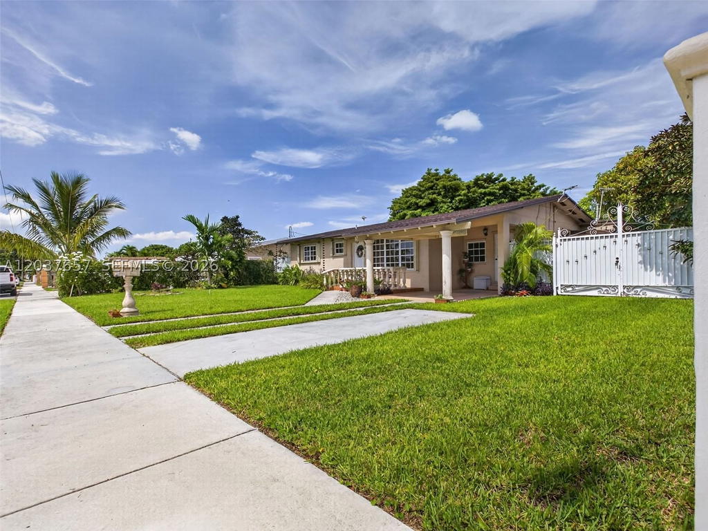 Real estate property located at 5430 4th Ln, Miami-dade, Palm Springs 5th Addn Sec, Hialeah, FL