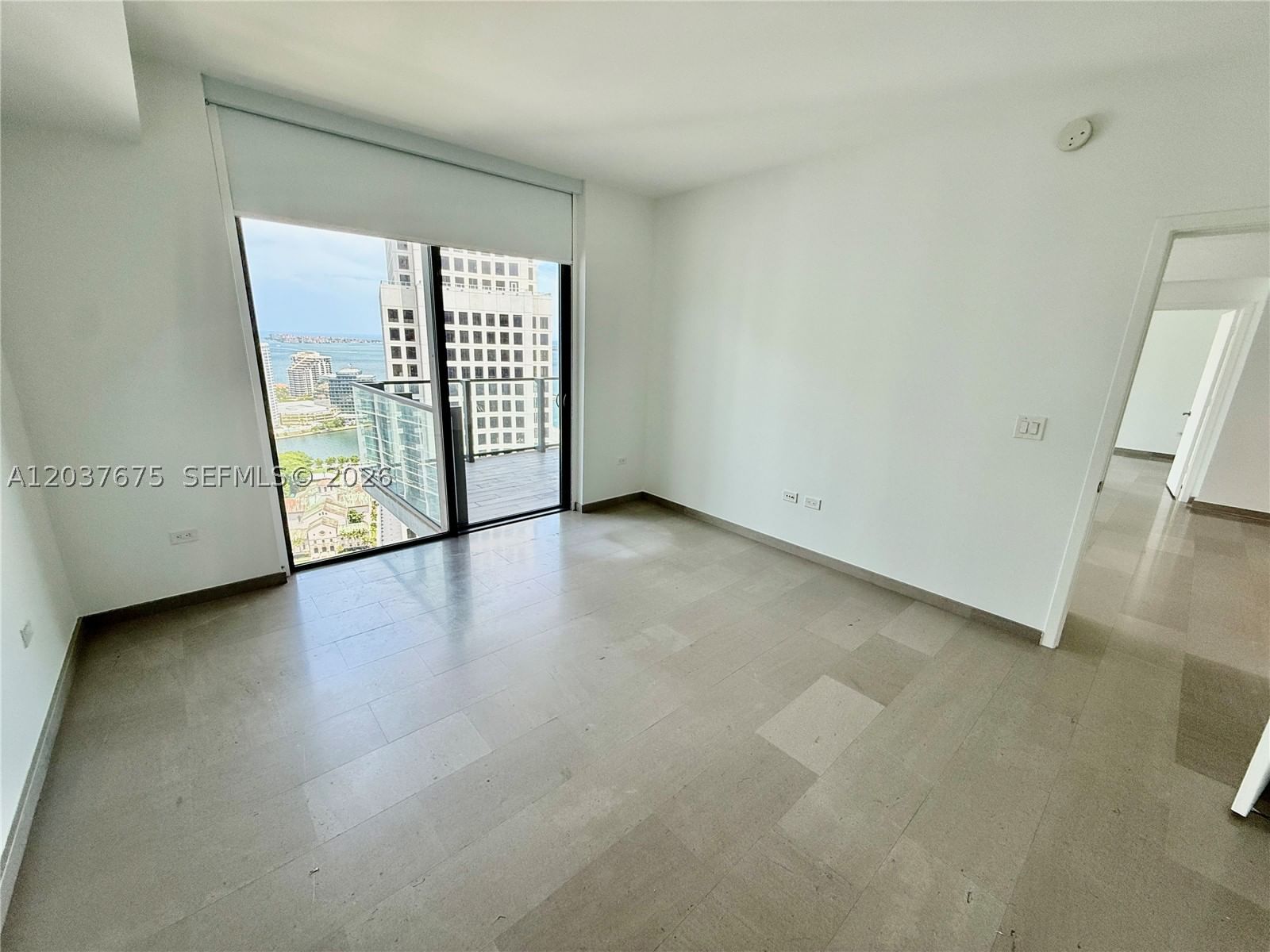 Real estate property located at 68 6th St #2707, Miami-dade, Reach Condo, Miami, FL