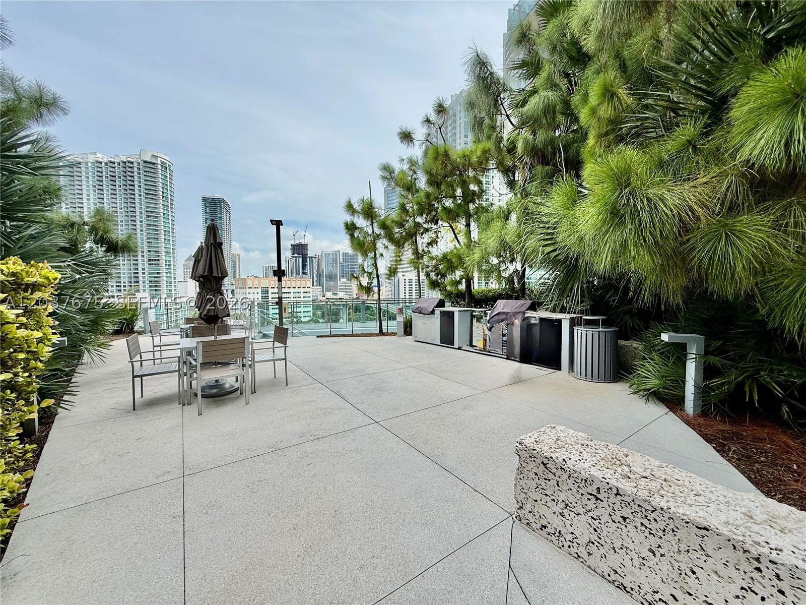 Real estate property located at 68 6th St #2707, Miami-dade, Reach Condo, Miami, FL