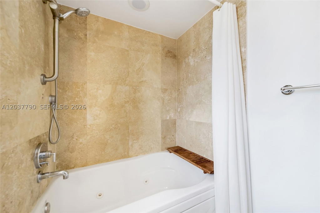Real estate property located at 41 5th St #1116, Miami-dade, Brickell On The River S T, Miami, FL