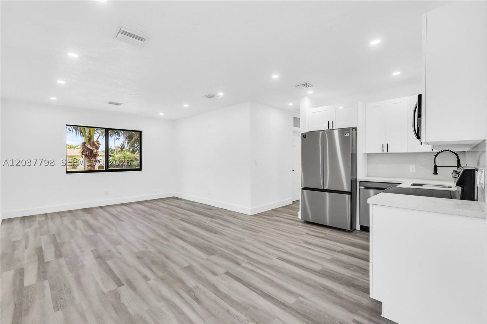 Real estate property located at 3300 40th Ave, Broward, Lake Forest Sec 4, West Park, FL