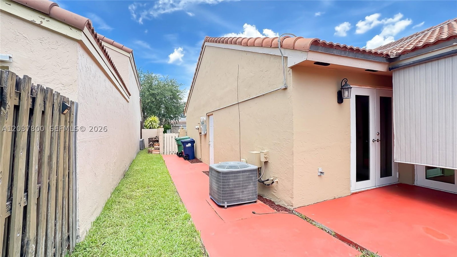 Real estate property located at 6316 173rd St, Miami-dade, The Moors Cluster Homes, Hialeah, FL