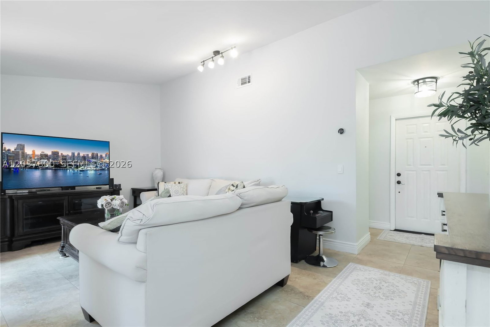 Real estate property located at 6316 173rd St, Miami-dade, The Moors Cluster Homes, Hialeah, FL