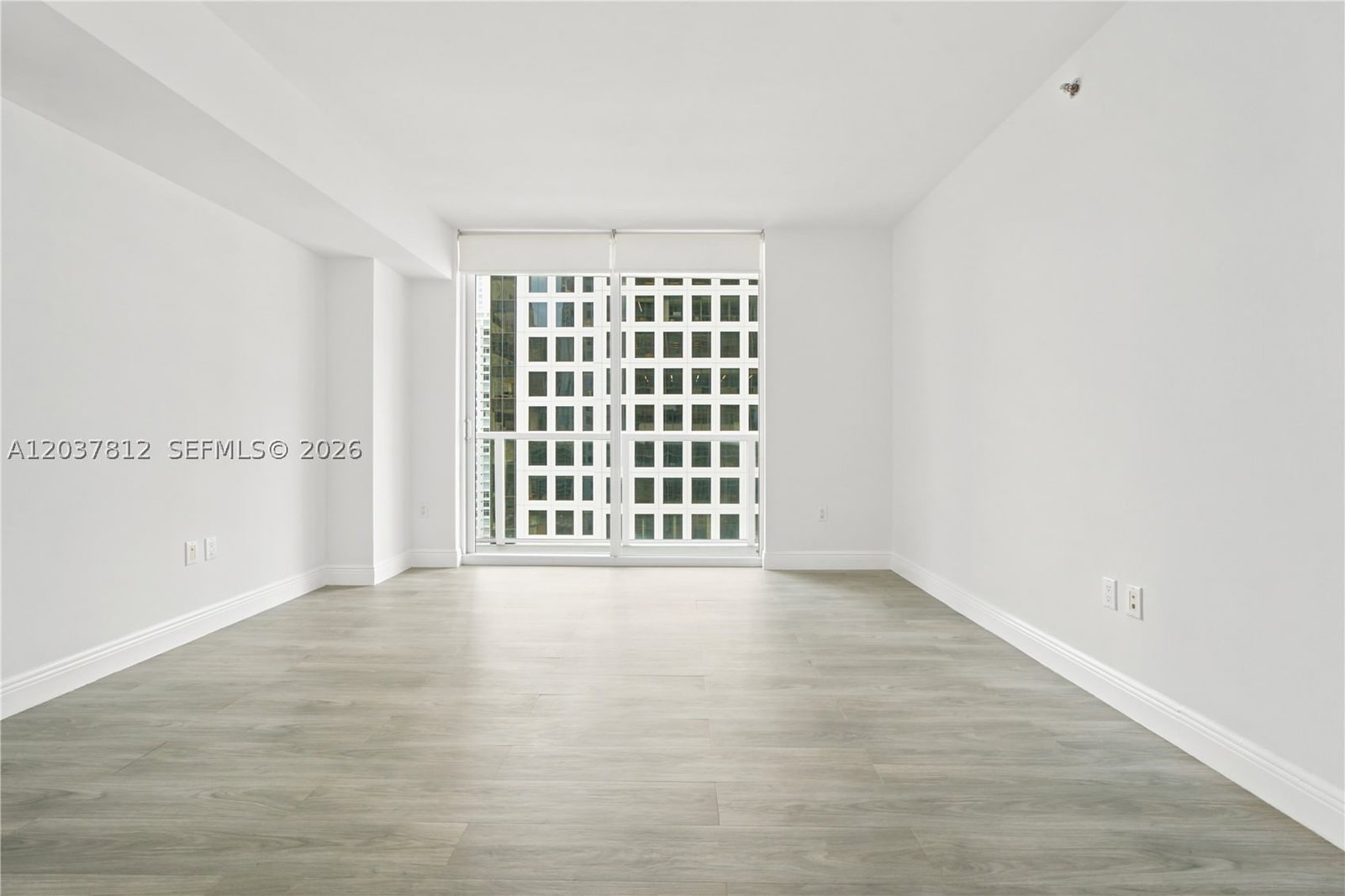 Real estate property located at 500 Brickell Av #1906, Miami-dade, 500 Brickell East Condo, Miami, FL