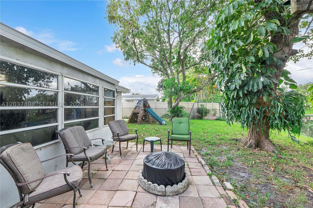 Real estate property located at 7560 Granada Blvd, Broward, Miramar Sec 10, Miramar, FL