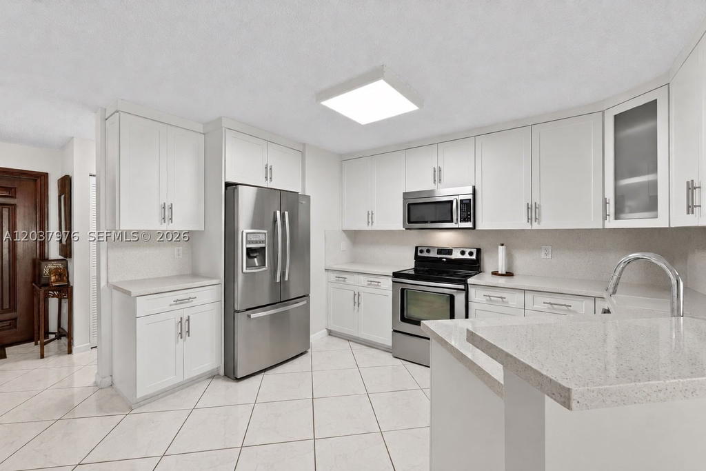 Real estate property located at 18536 56th Pl, Miami-dade, Monterrey 6th Addn, Miami Gardens, FL