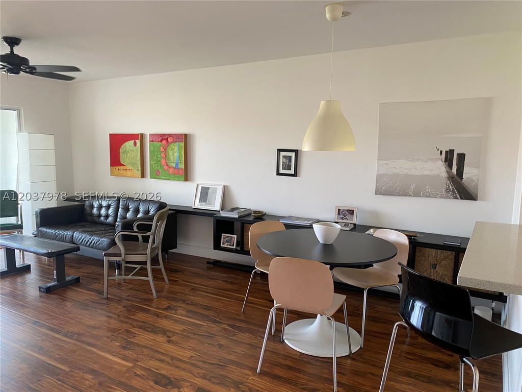 Real estate property located at 8861 Sunrise Lakes Blvd #311, Broward, Sunrise Lakes 83 Condo, Sunrise, FL