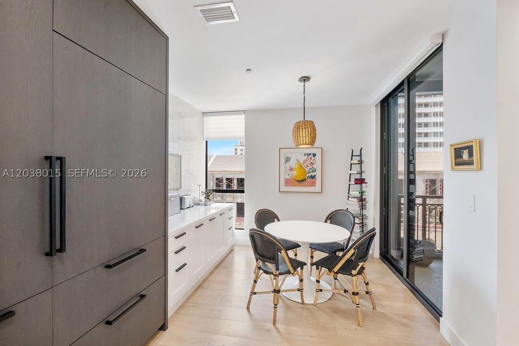 Real estate property located at 718 Valencia Ave #403, Miami-dade, Biltmore Parc Condo, Coral Gables, FL