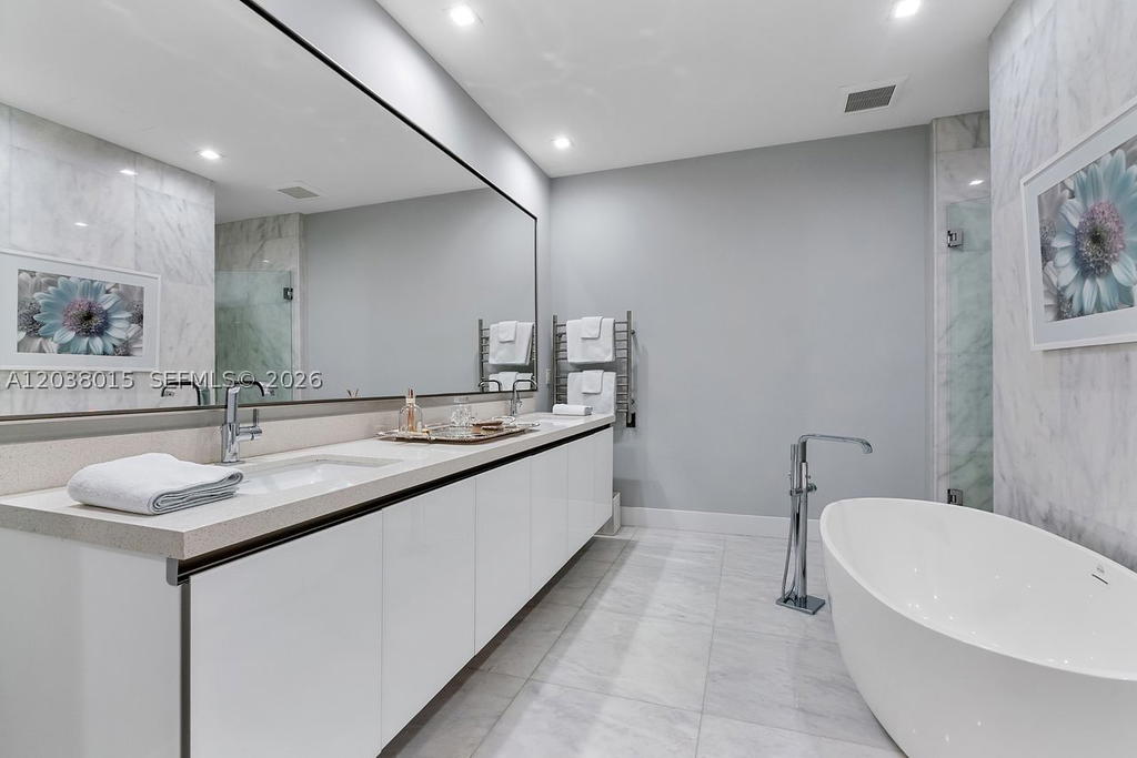 Real estate property located at 718 Valencia Ave #403, Miami-dade, Biltmore Parc Condo, Coral Gables, FL