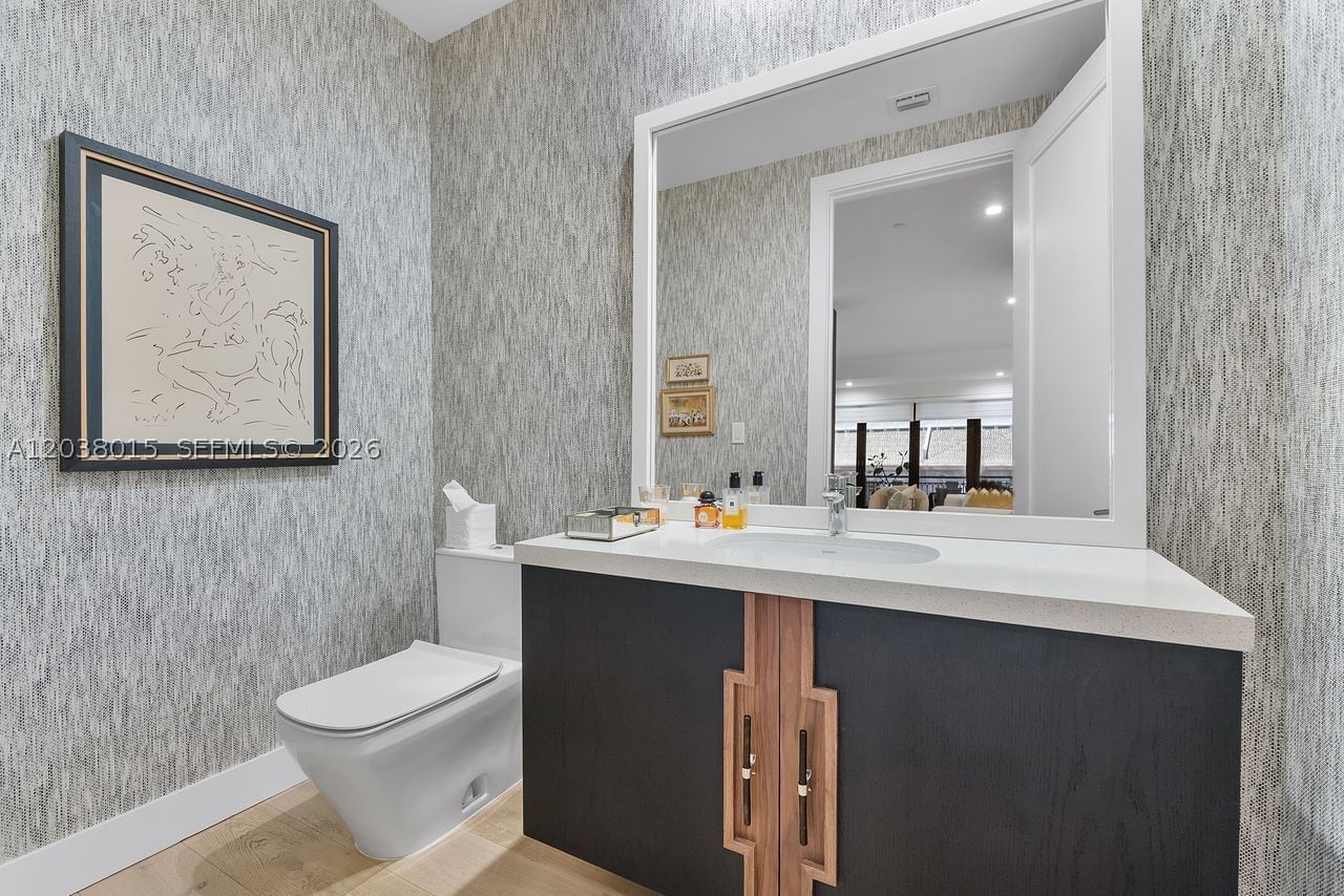 Real estate property located at 718 Valencia Ave #403, Miami-dade, Biltmore Parc Condo, Coral Gables, FL