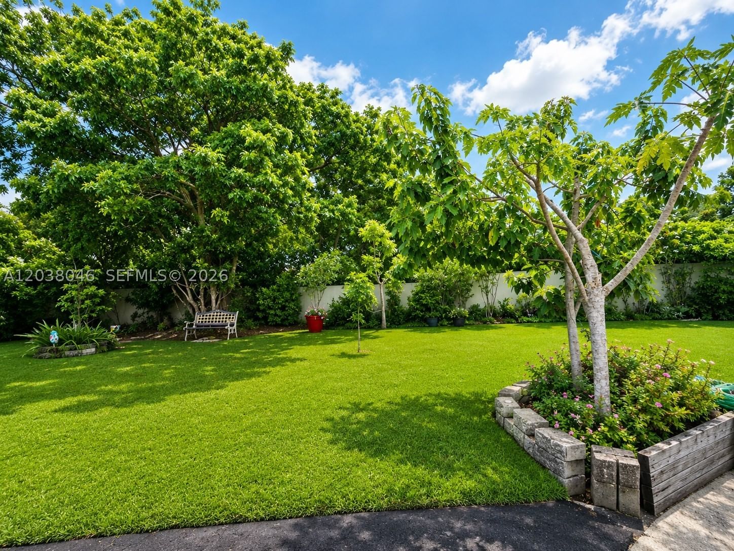 Real estate property located at 13870 Magnolia Ct, Broward, Shenandoah Section One, Davie, FL