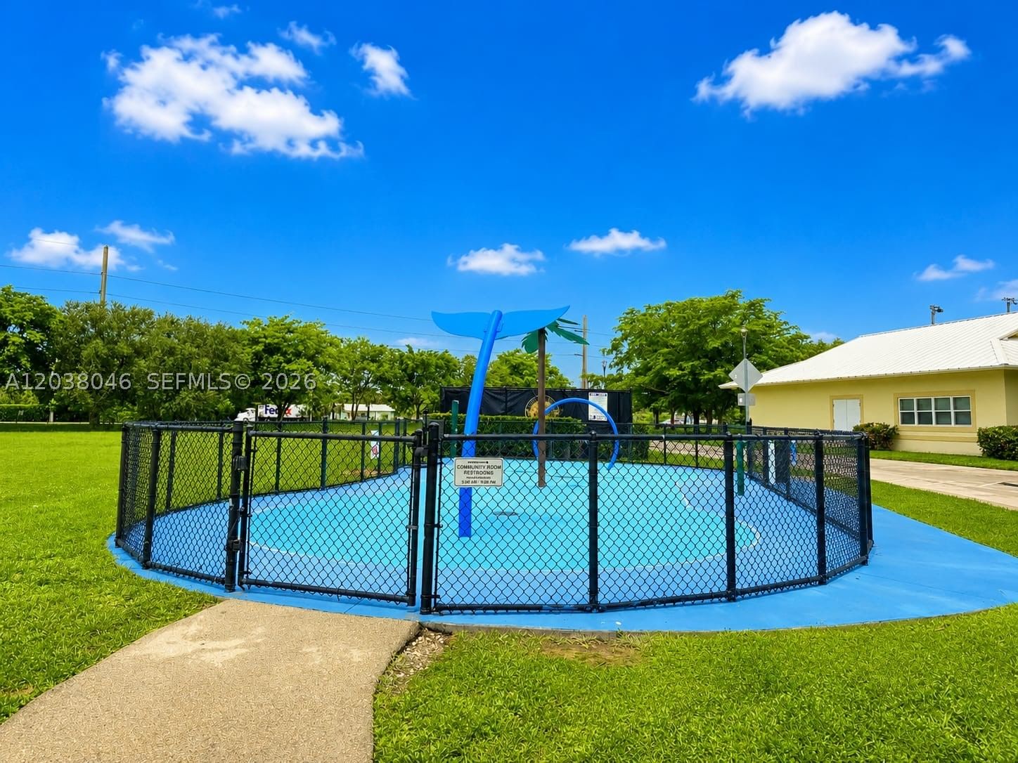 Real estate property located at 13870 Magnolia Ct, Broward, Shenandoah Section One, Davie, FL