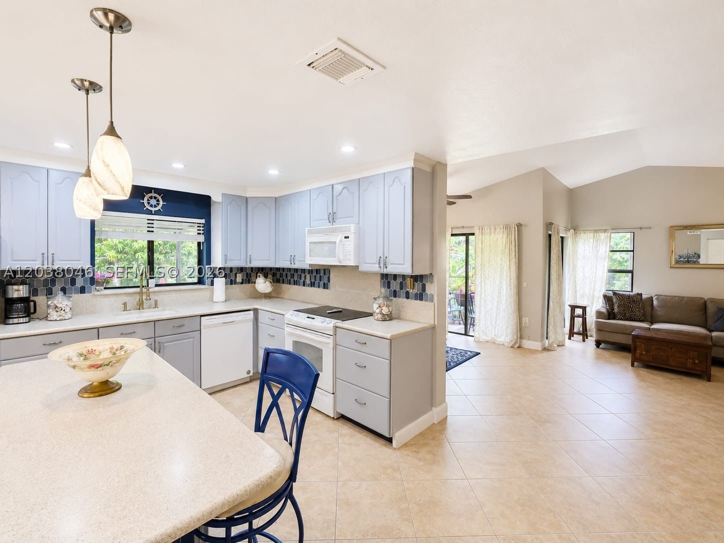 Real estate property located at 13870 Magnolia Ct, Broward, Shenandoah Section One, Davie, FL