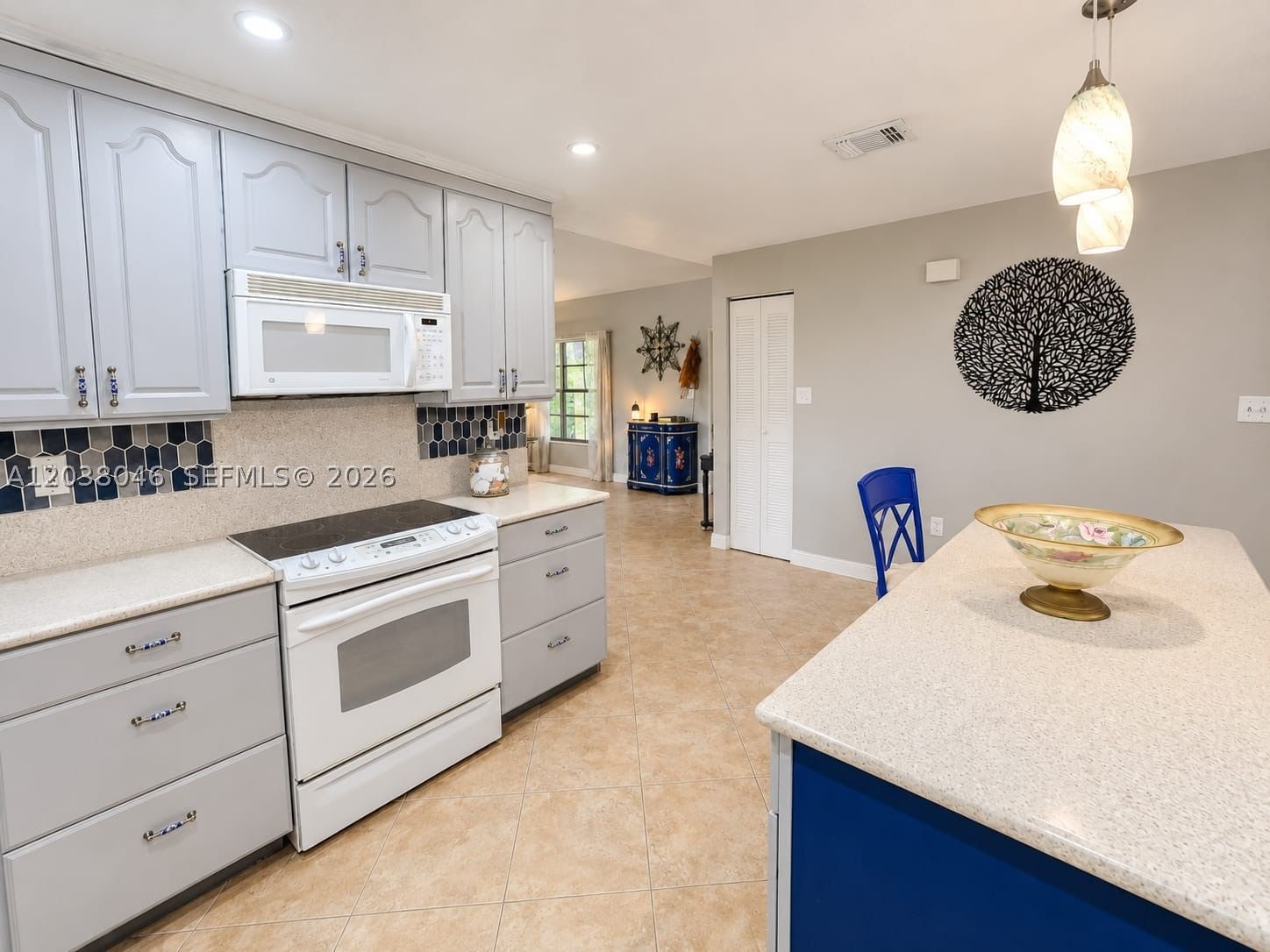 Real estate property located at 13870 Magnolia Ct, Broward, Shenandoah Section One, Davie, FL