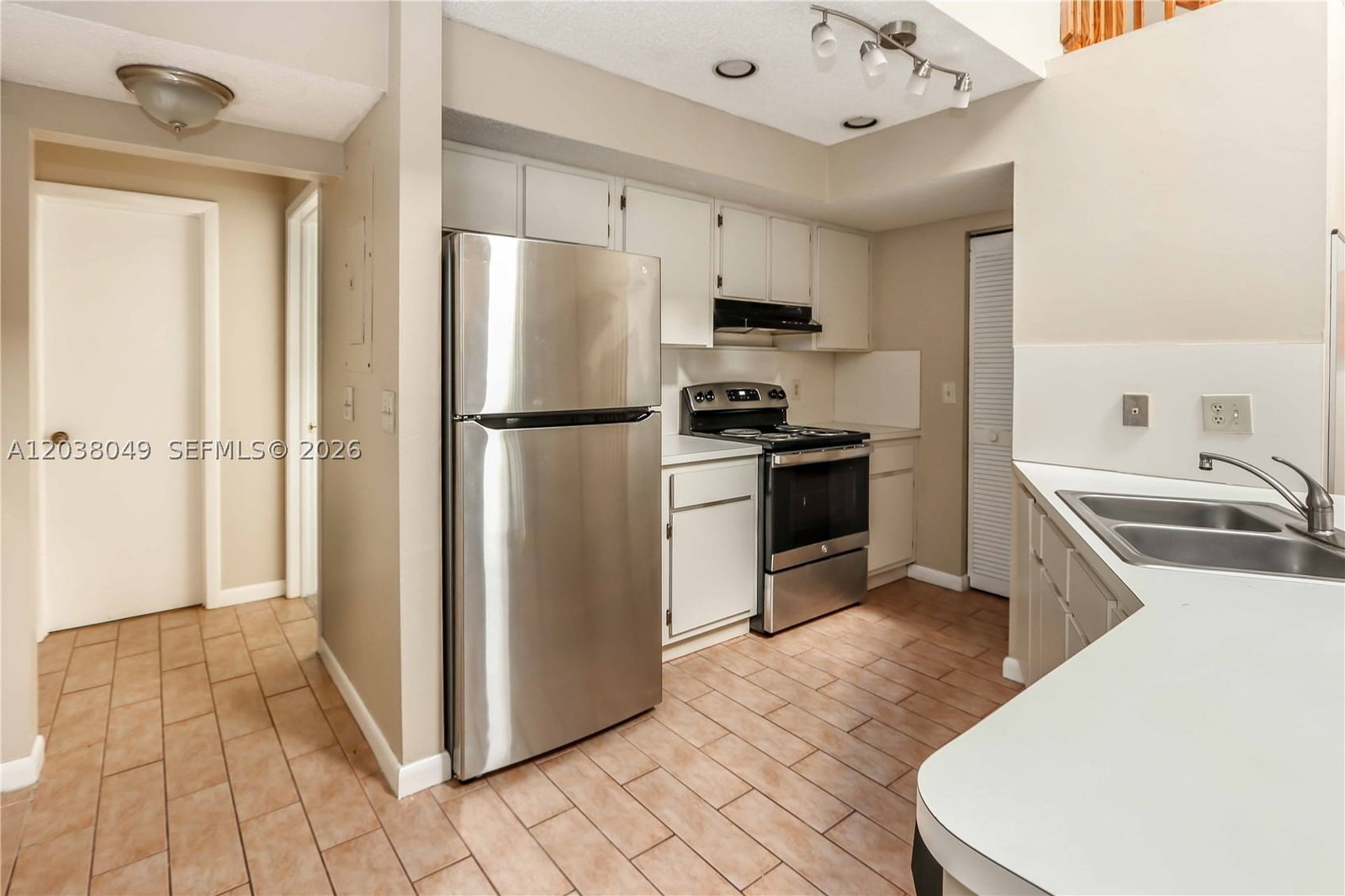 Real estate property located at 444 14th St, Broward, Sandpiper Bay, Dania Beach, FL