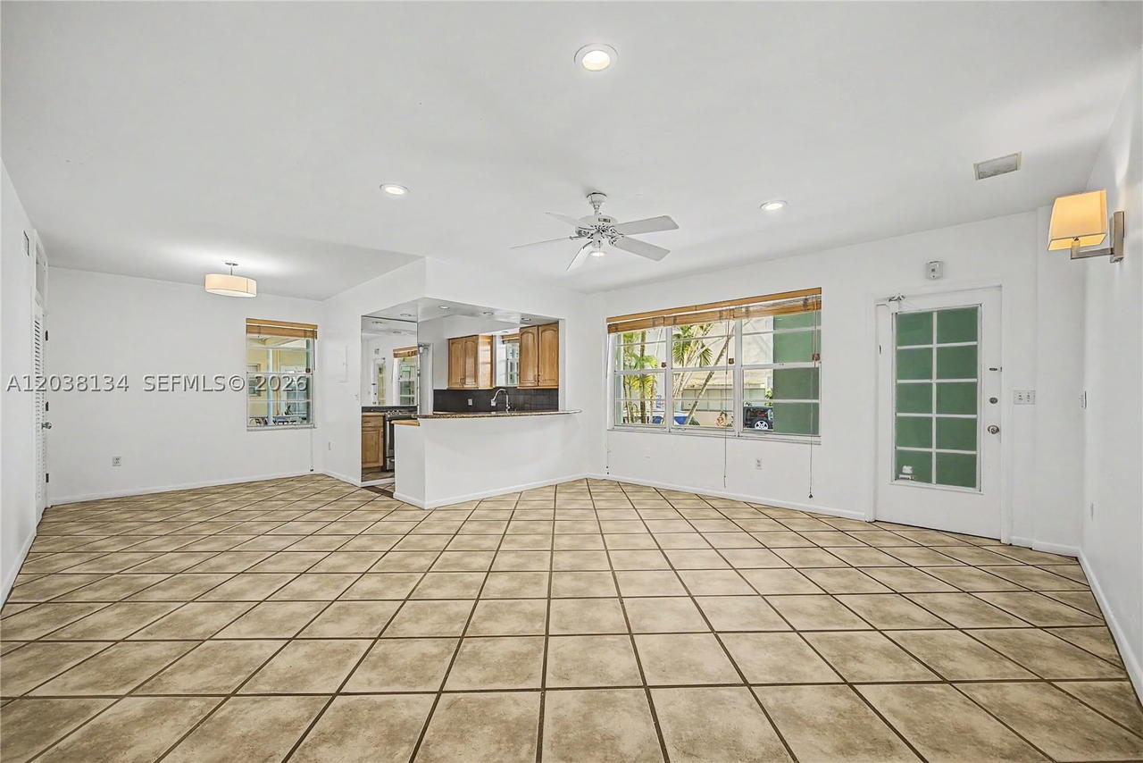 Real estate property located at 1751 Washington Ave #1F, Miami-dade, Washington Park Condo, Miami Beach, FL