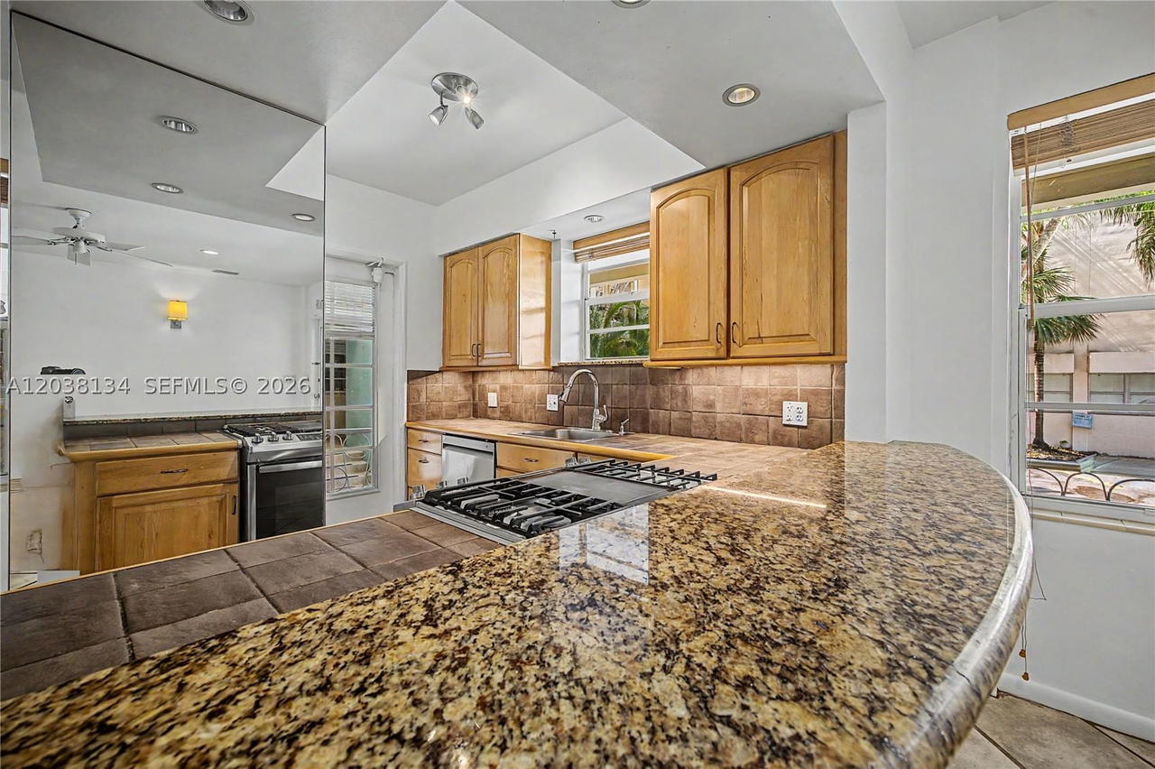 Real estate property located at 1751 Washington Ave #1F, Miami-dade, Washington Park Condo, Miami Beach, FL