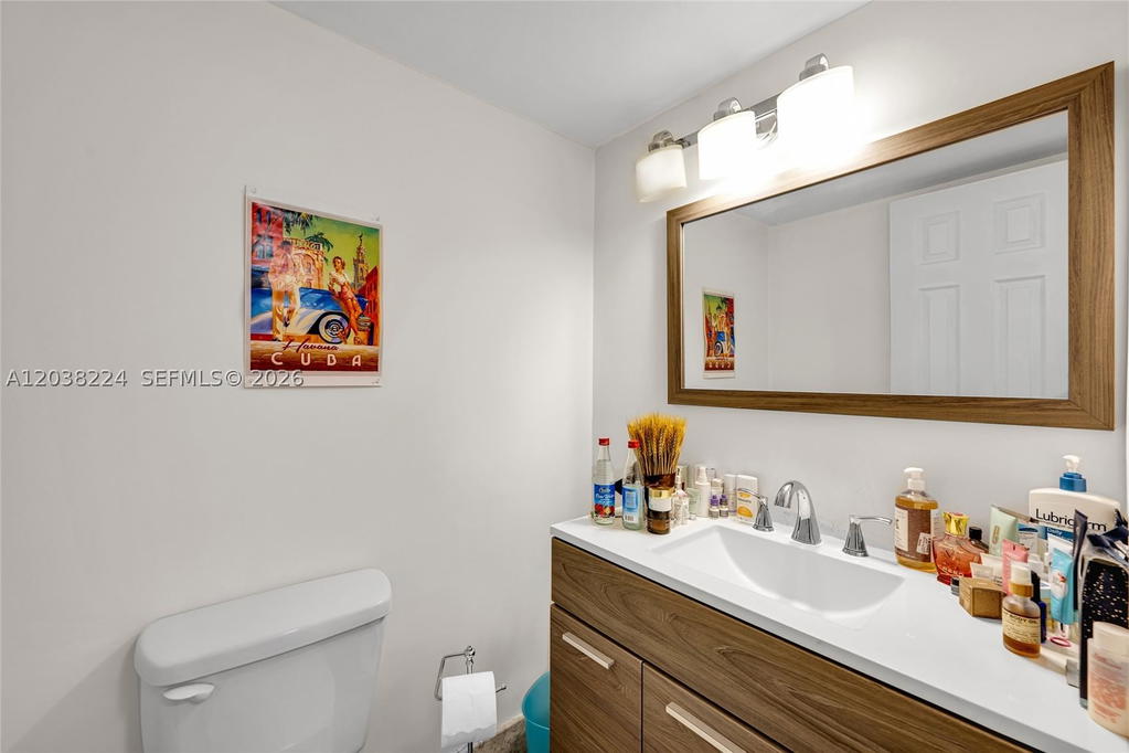 Real estate property located at 1020 Meridian Ave #715, Miami-dade, Admiral Towers Condo, Miami Beach, FL